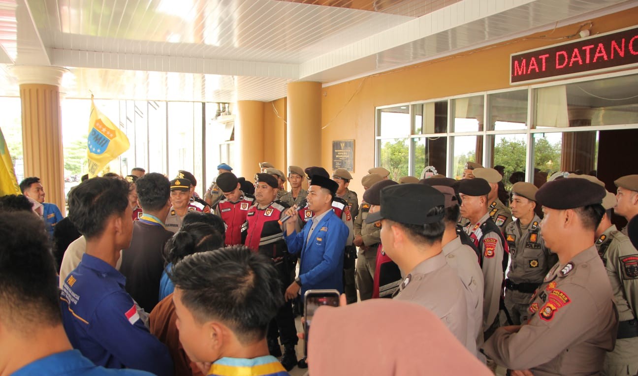 PMII Lubuklinggau Gelar Aksi di DPRD, Soroti Krisis LPG 3 Kg hingga Persoalan Sampah Kota